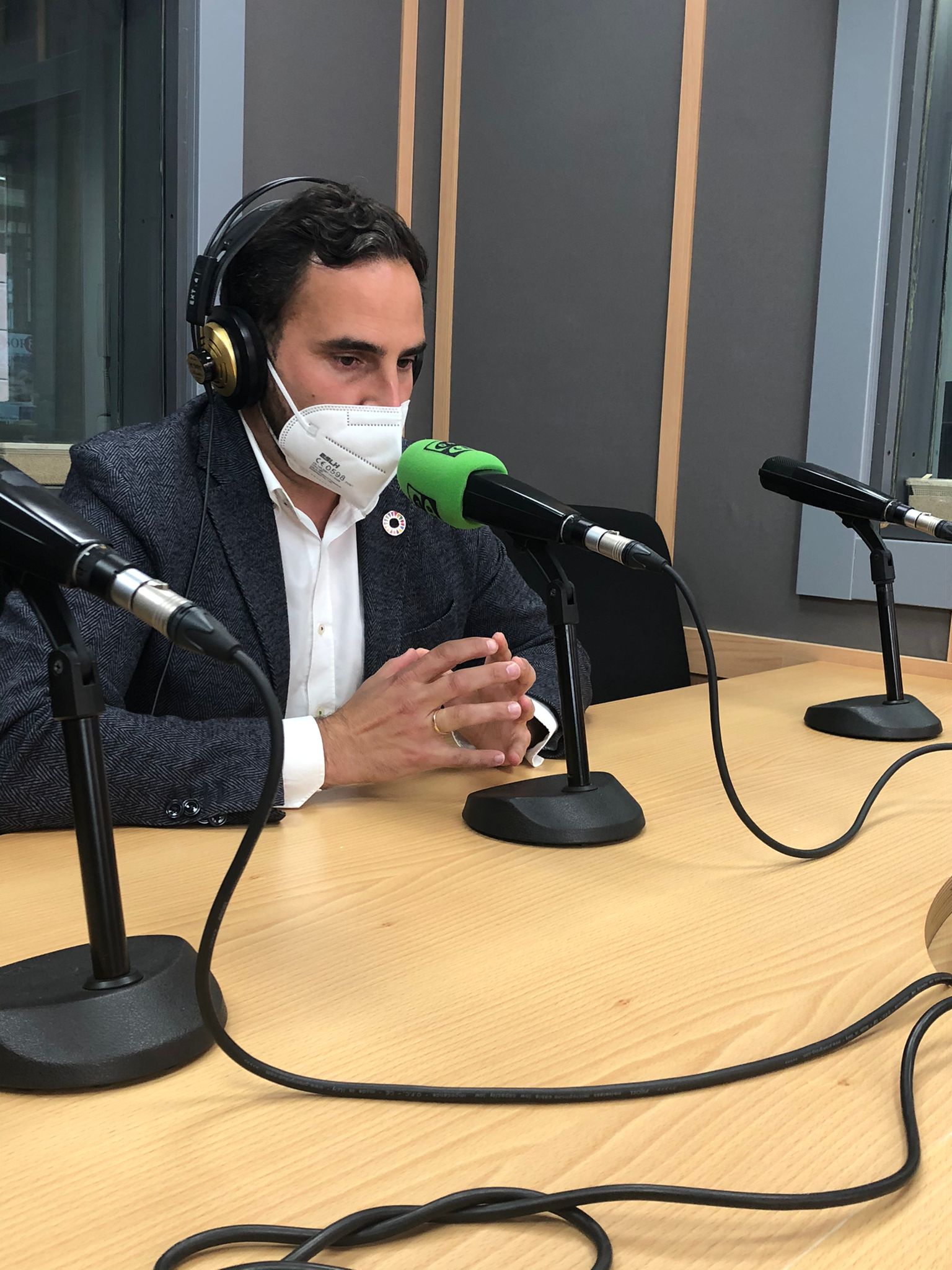 Daniel Pérez ve "totalmente compatible" aspirar a la alcaldía y a la secretaría general de su partido Daniel Pérez ve "totalmente compatible" aspirar a la alcaldía y a la secretaría general de su partido