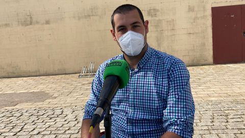 &Aacute;lvaro Quir&oacute;s, periodista en Puerto Real