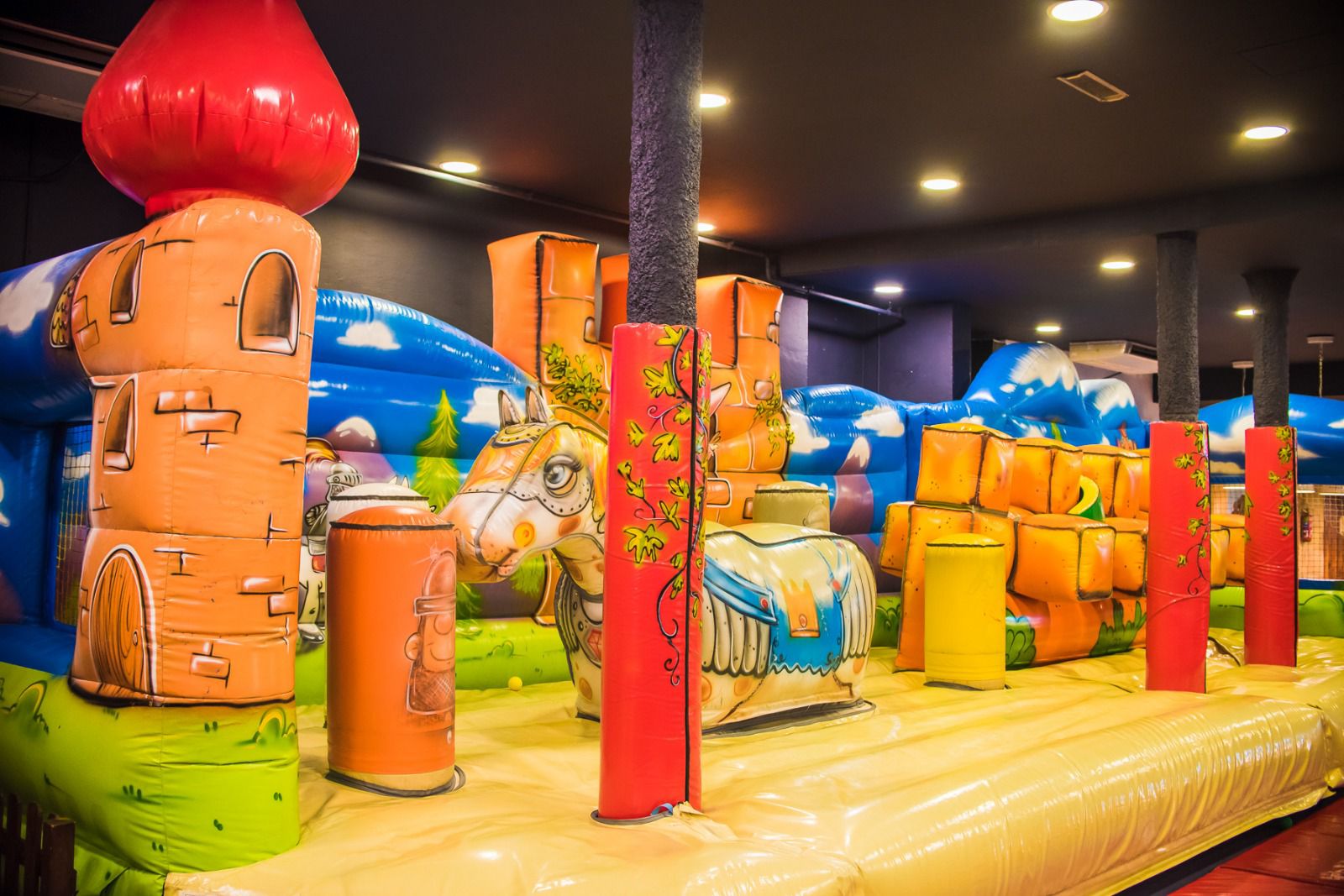 Els parcs infantils denuncien que són l’única activitat diürna tancada a Catalunya Els parcs infantils denuncien que són l’única activitat diürna tancada a Catalunya