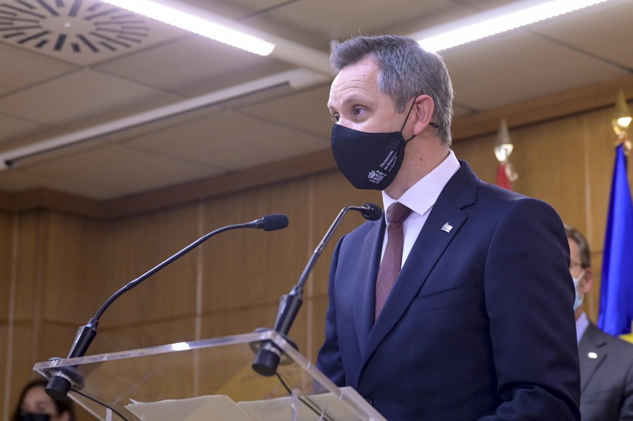 El Gobierno intenta regularizar la situación de los dos senegaleses que auxiliaron a Samuel El Gobierno intenta regularizar la situación de los dos senegaleses que auxiliaron a Samuel