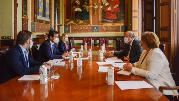 Diputación y Junta movilizarán más de 120 millones hasta final de año en Ciudad Real Diputación y Junta movilizarán más de 120 millones hasta final de año en Ciudad Real