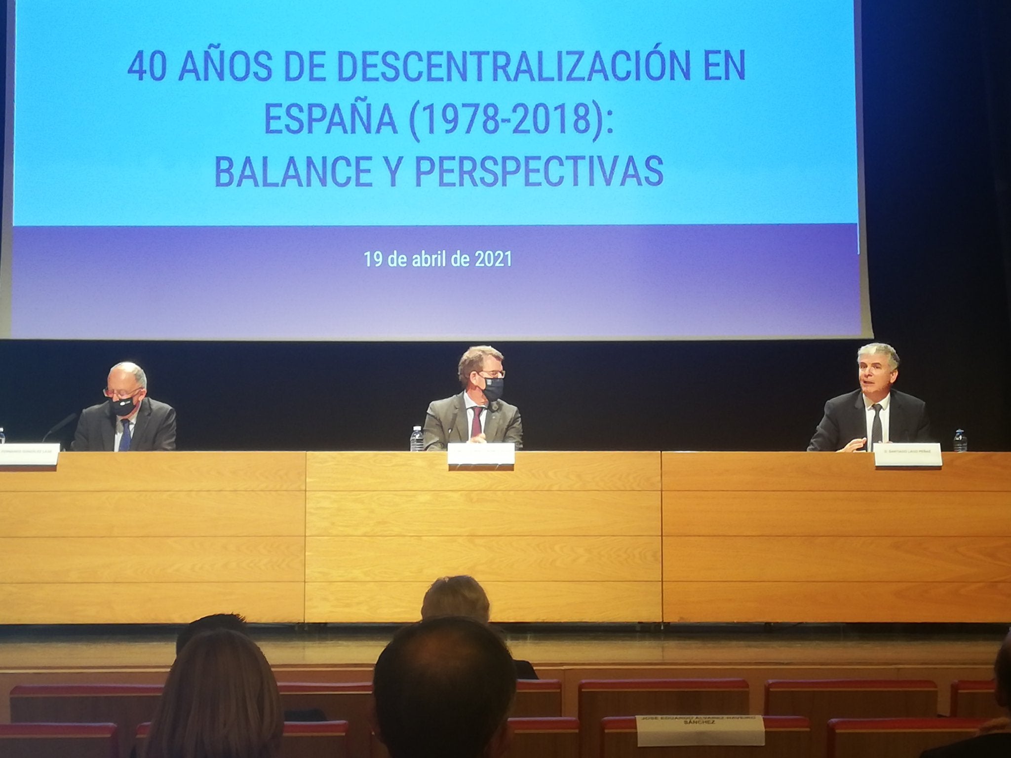 "40 años de descentralización en España (1978-2018):Balance y perspectivas" "40 años de descentralización en España (1978-2018):Balance y perspectivas"