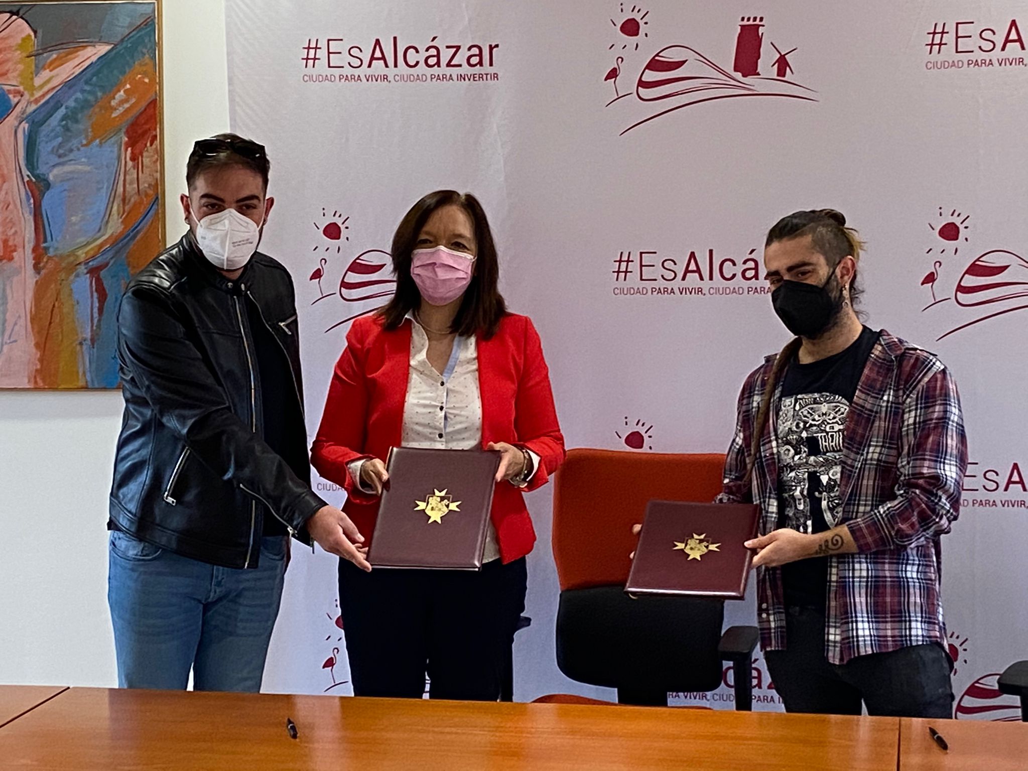 El ayuntamiento de Alcázar renueva el convenio de colaboración con la Asociación “In situ” El ayuntamiento de Alcázar renueva el convenio de colaboración con la Asociación “In situ”
