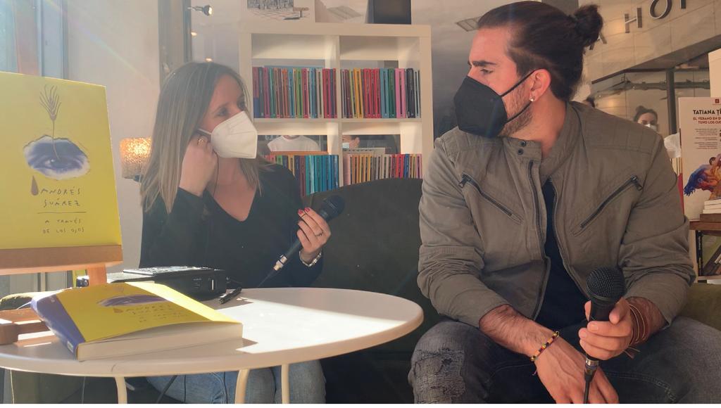 Andrés Suárez: “Me he enamorado todo cuanto he podido, soy más intenso que Walt Disney” Andrés Suárez: “Me he enamorado todo cuanto he podido, soy más intenso que Walt Disney”