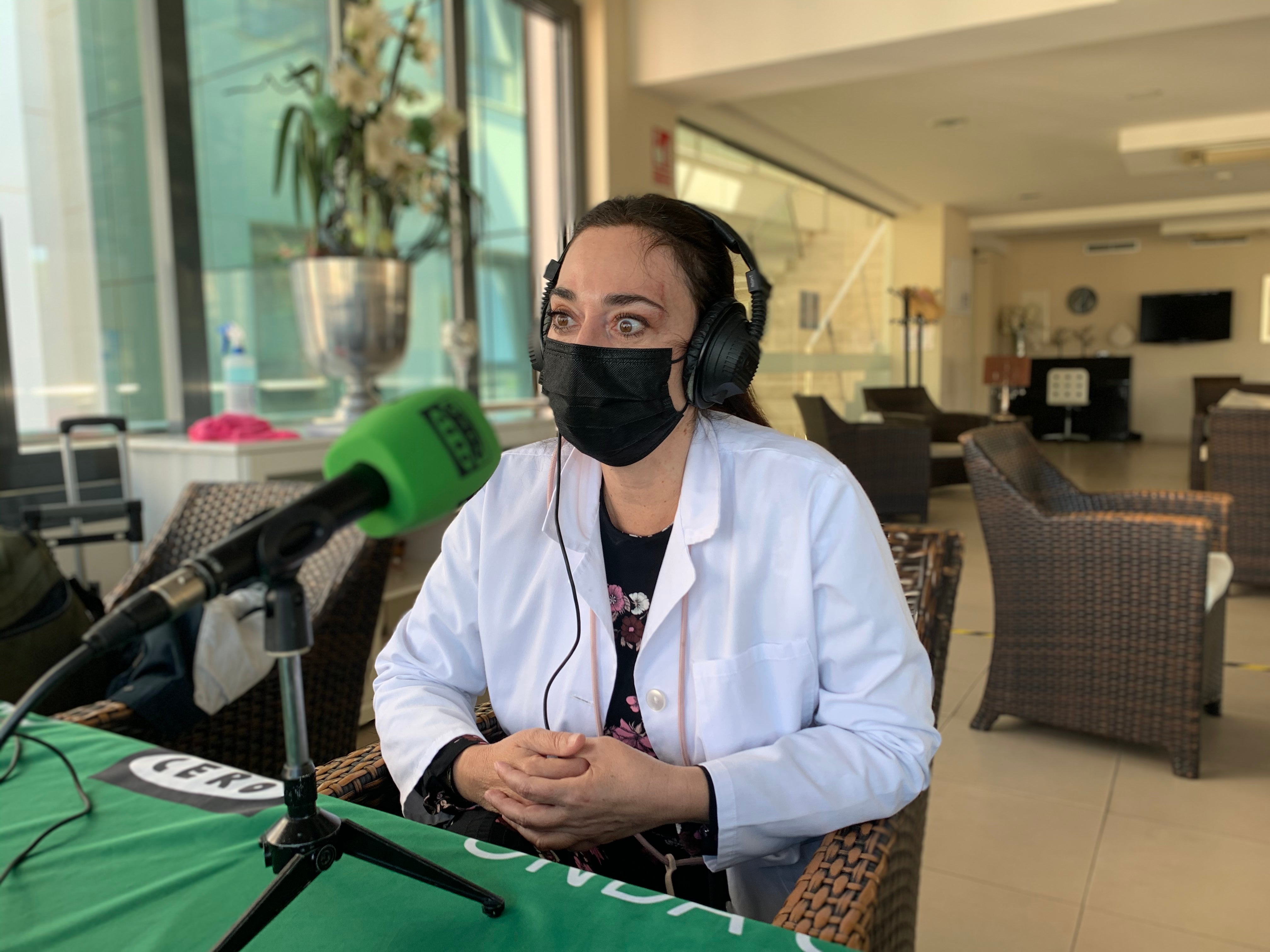 Carmen Gálvez: "Teníamos asumido que cualquier día el virus podría entrar, pero podemos estar contentos por ser un espacio libre de Covid" Carmen Gálvez: "Teníamos asumido que cualquier día el virus podría entrar, pero podemos estar contentos por ser un espacio libre de Covid"