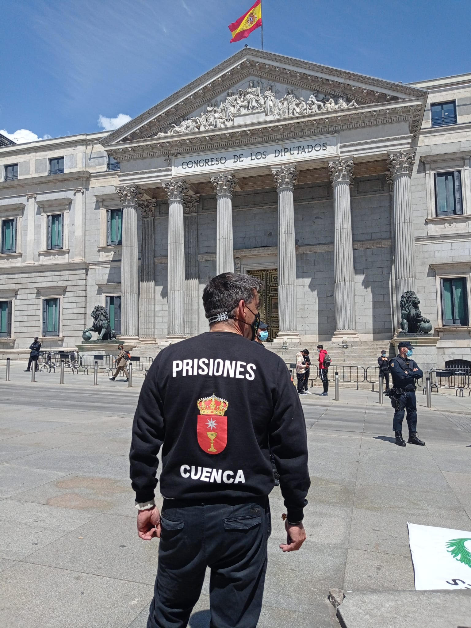 Funcionarios de prisiones de Cuenca reivindican en Madrid su estatuto Funcionarios de prisiones de Cuenca reivindican en Madrid su estatuto