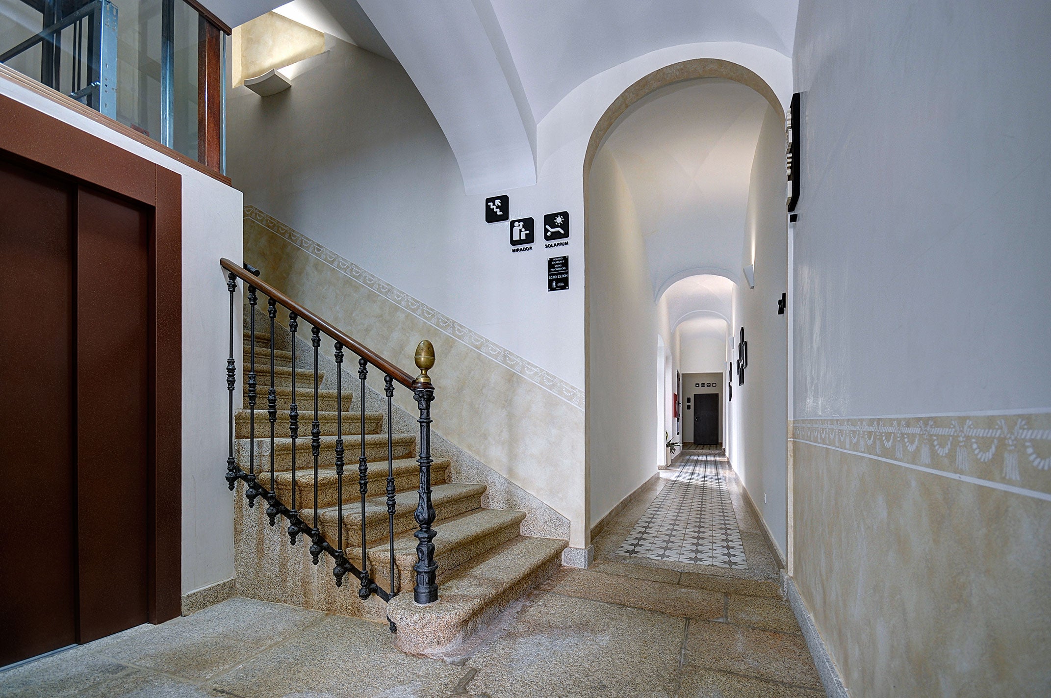 Las obras de los Apartamentos Chef Luxury gana el ‘IV premio Qazrix de rehabilitación de edificios en el centro histórico de Cáceres 2020’ Las obras de los Apartamentos Chef Luxury gana el ‘IV premio Qazrix de rehabilitación de edificios en el centro histórico de Cáceres 2020’