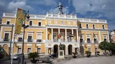 CCOO critica la falta de personal que sufre el Ayuntamiento de Badajoz desde hace años Badajoz