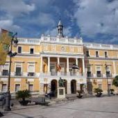 CCOO critica la falta de personal que sufre el Ayuntamiento de Badajoz desde hace años