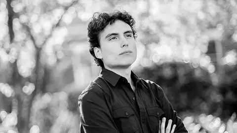 El director de orquesta venezolano Ilyich Rivas que dirigirá a la OSPA en el concierto "Te suena" El director de orquesta venezolano Ilyich Rivas que dirigirá a la OSPA en el concierto "Te suena"