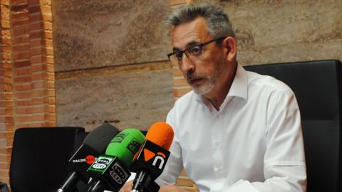Jes&uacute;s Mart&iacute;n, alcalde de Valdepe&ntilde;as