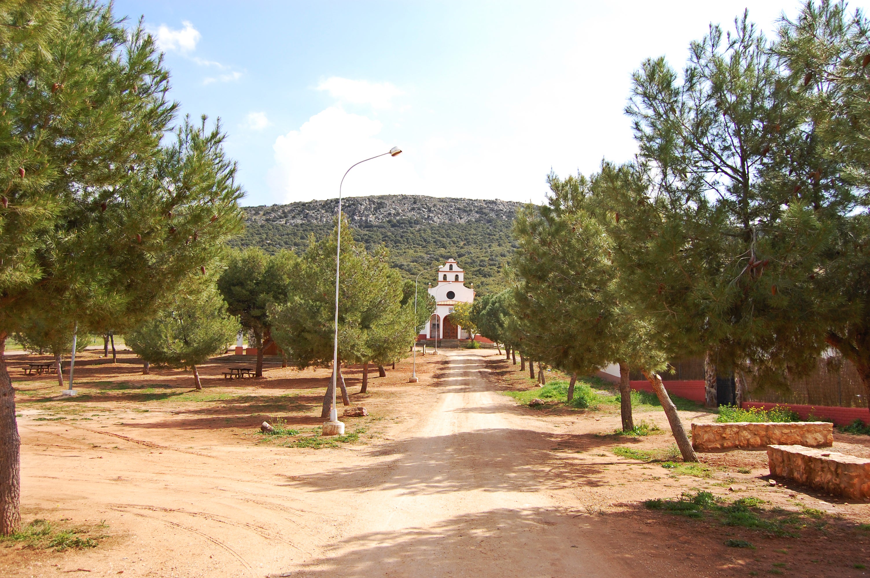 Ayuntamiento y Hermandades deciden no convocar las dos romerías de mayo Ayuntamiento y Hermandades deciden no convocar las dos romerías de mayo