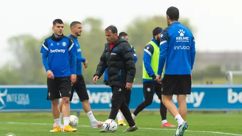 Entrenamiento del Deportivo Alavés Entrenamiento del Deportivo Alavés