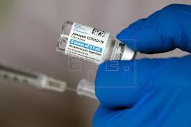 La distribución de Janssen y las nuevas remesas de Pfizer permitirán reabrir los 'vacunódromos' La distribución de Janssen y las nuevas remesas de Pfizer permitirán reabrir los 'vacunódromos'