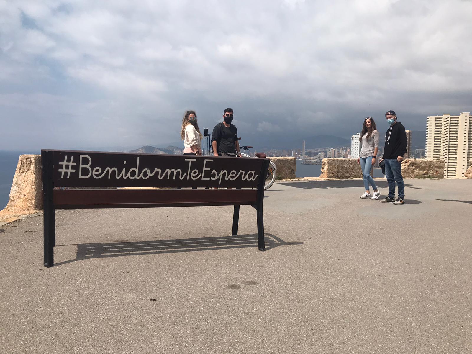 Visit Benidorm atrae a influencers como los Gemelos Viajeros, Azul Místico o Pinapli para recuperar el mercado nacional tras el estado de alarma Visit Benidorm atrae a influencers como los Gemelos Viajeros, Azul Místico o Pinapli para recuperar el mercado nacional tras el estado de alarma