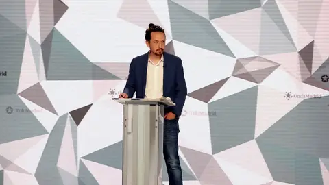 El candidato a la presidencia de la Comunidad de Madrid por Unidad Podemos, Pablo Iglesias, durante el debate de Telemadrid El candidato a la presidencia de la Comunidad de Madrid por Unidad Podemos, Pablo Iglesias, durante el debate de Telemadrid