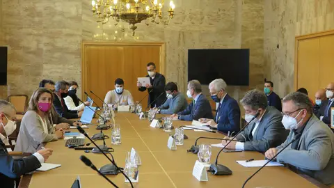 Mesa de negociación de Ence en el Ministerio de Transición Ecológica Onda Cero Pontevedra