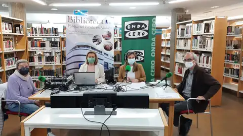 Día del Libro en Onda Cero Albacete desde la Biblioteca Pública del Estado. Día del Libro en Onda Cero Albacete desde la Biblioteca Pública del Estado.