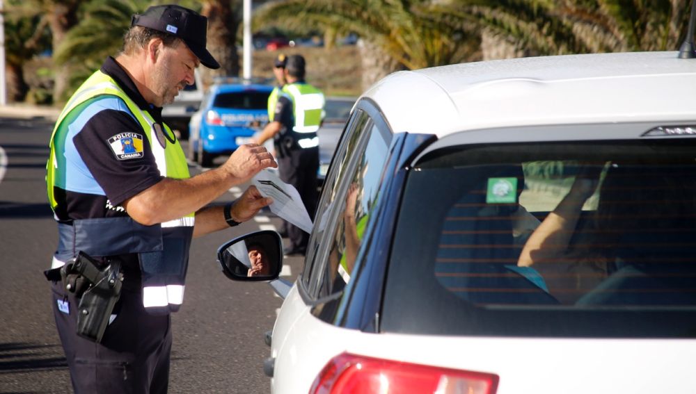 El alcalde asegura que en los próximos días aumentarán los controles aleatorios de tráfico y de personas para incrementar la seguridad ciudadana El alcalde asegura que en los próximos días aumentarán los controles aleatorios de tráfico y de personas para incrementar la seguridad ciudadana