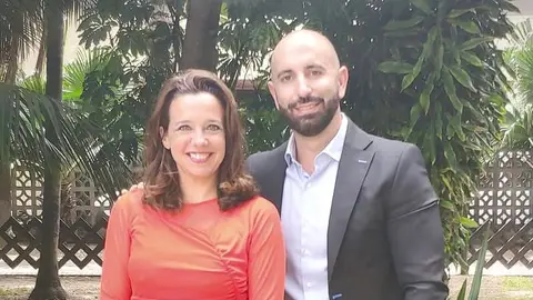 DANIEL BARBERO Y BEATRIZ GONZALEZ DANIEL BARBERO Y BEATRIZ GONZALEZ