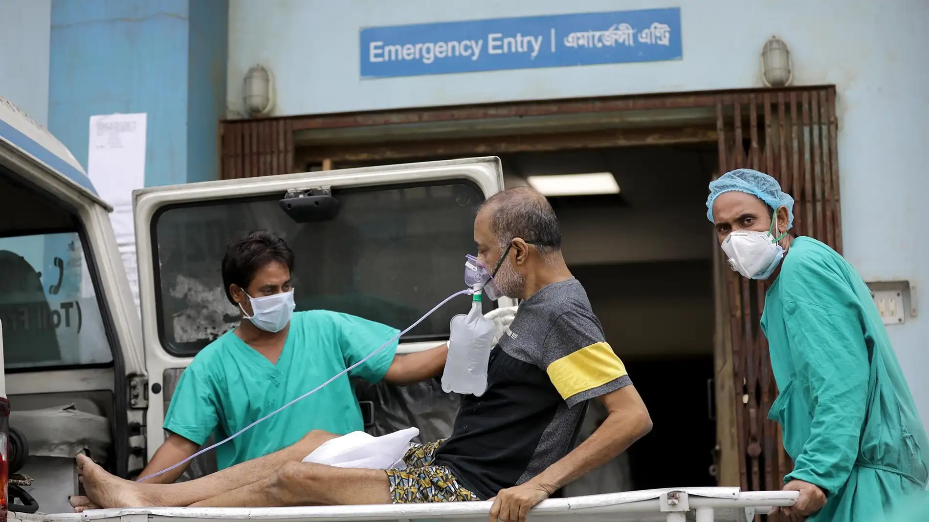 India vive una situación extrema: marca un nuevo récord con 346.000 casos y más de 2.600 muertes