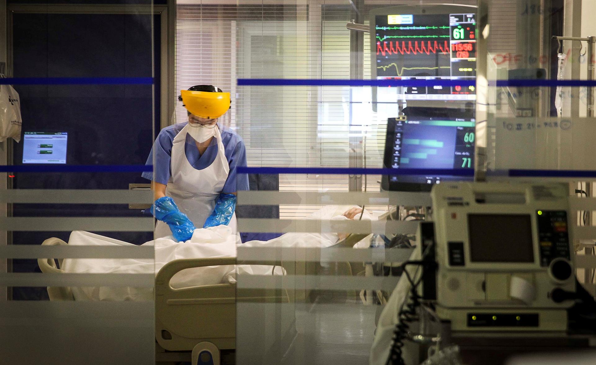 Restricciones, medidas, toque de queda en Galicia, Andalucía, Madrid, Cataluña y últimas noticias del coronavirus en España y en el mundo hoy Restricciones, medidas, toque de queda en Galicia, Andalucía, Madrid, Cataluña y últimas noticias del coronavirus en España y en el mundo hoy
