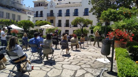 Estepona Poes&iacute;a