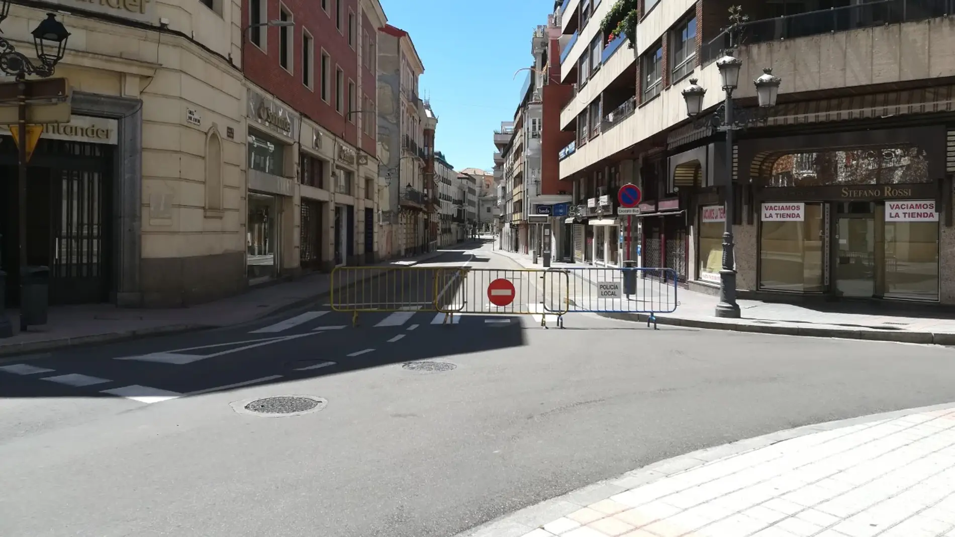 El PSOE insiste en la idoneidad de cerrar al tráfico Don Sancho y La Cestilla desde los viernes por la tarde