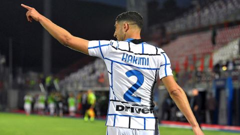 Achraf en un partido con el Inter