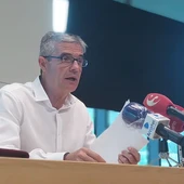 El alcalde de Arcos, Isidoro Gambín, en rueda de prensa El alcalde de Arcos, Isidoro Gambín, en rueda de prensa