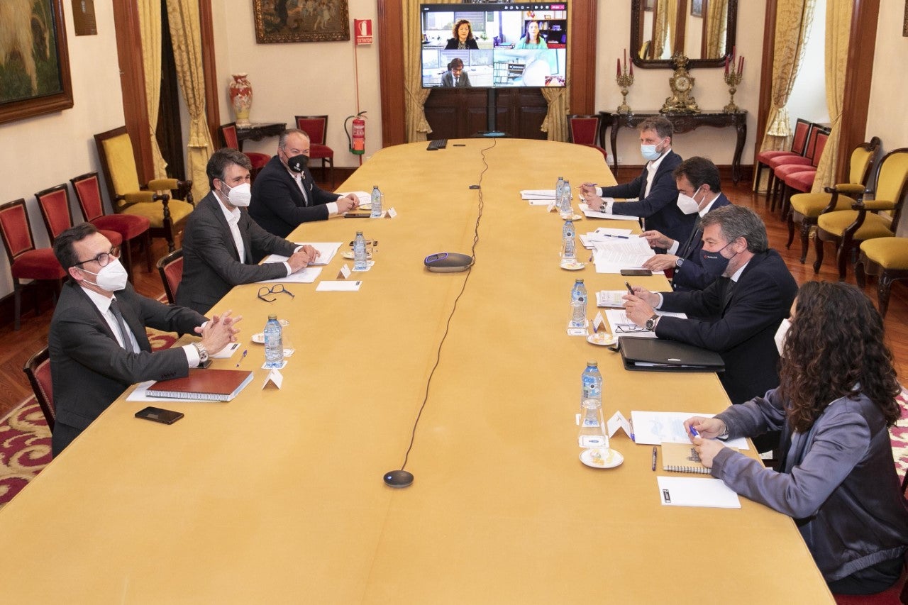 Primer encuentro de la comisión técnica portuaria Primer encuentro de la comisión técnica portuaria