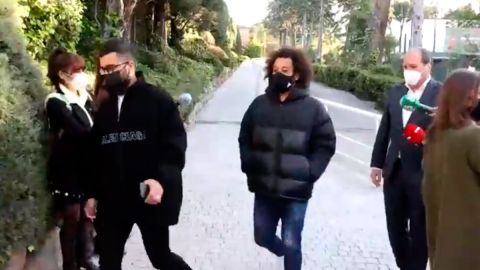 Marcelo llegando al colegio electoral