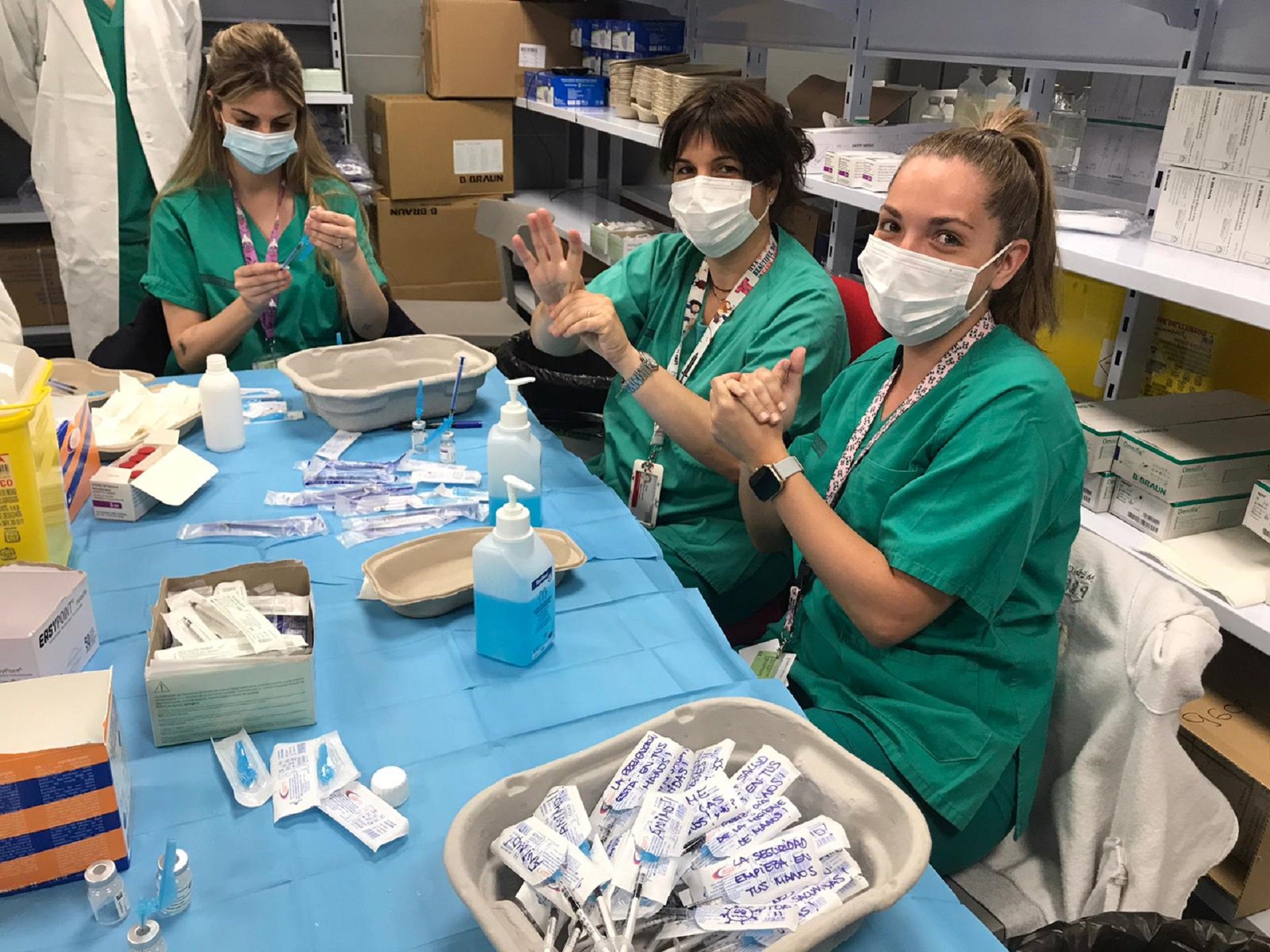 El Hospital General de Alicante se adhiere a la campaña del Día Mundial de la Higiene de Manos El Hospital General de Alicante se adhiere a la campaña del Día Mundial de la Higiene de Manos