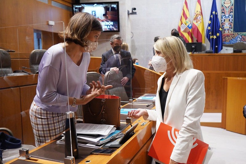 Las Cortes acuerdan 96 mejoras para las residencias de mayores Las Cortes acuerdan 96 mejoras para las residencias de mayores