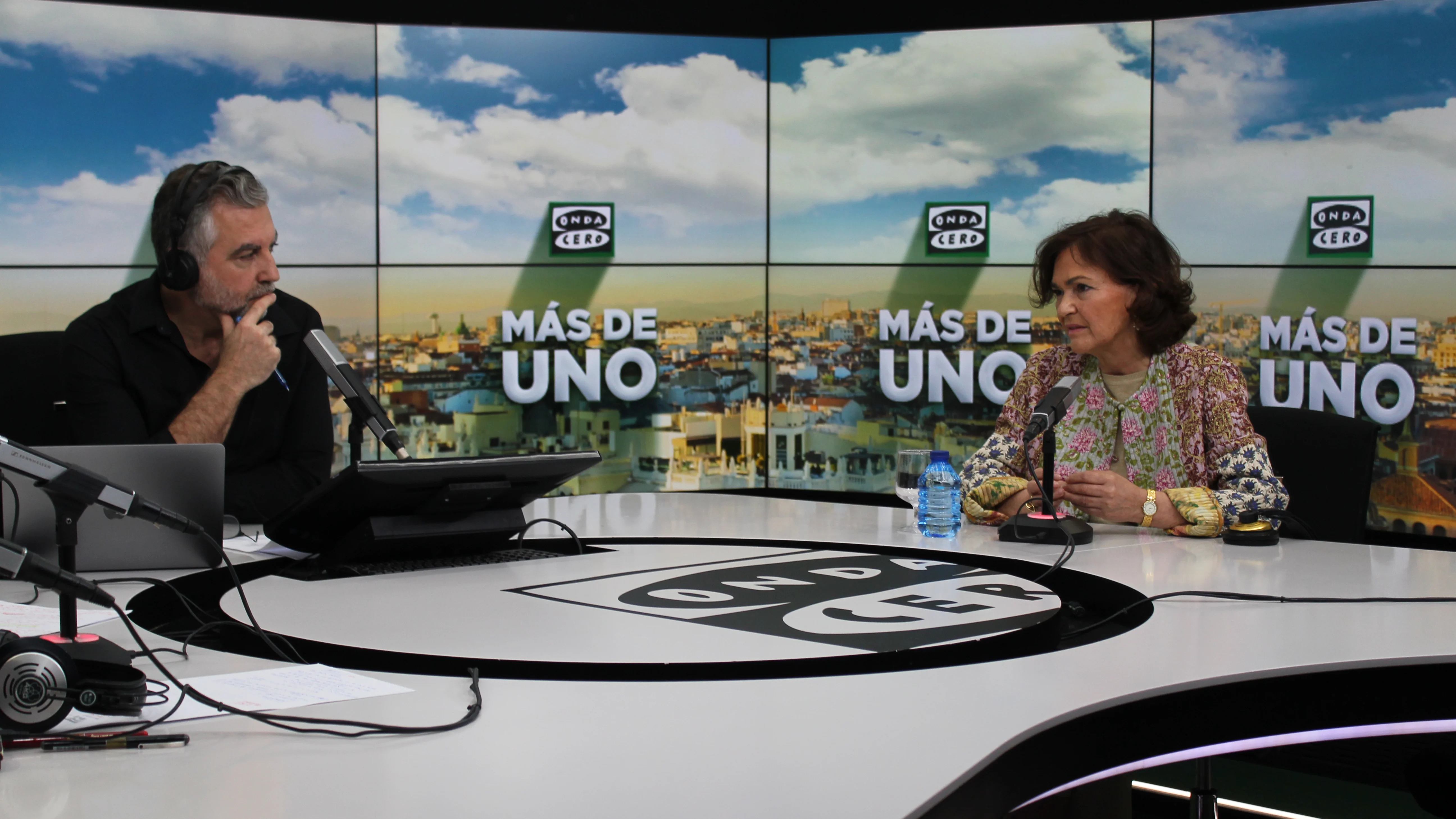 Carlos Alsina con Carmen Calvo en Más de Uno Carlos Alsina con Carmen Calvo en Más de Uno