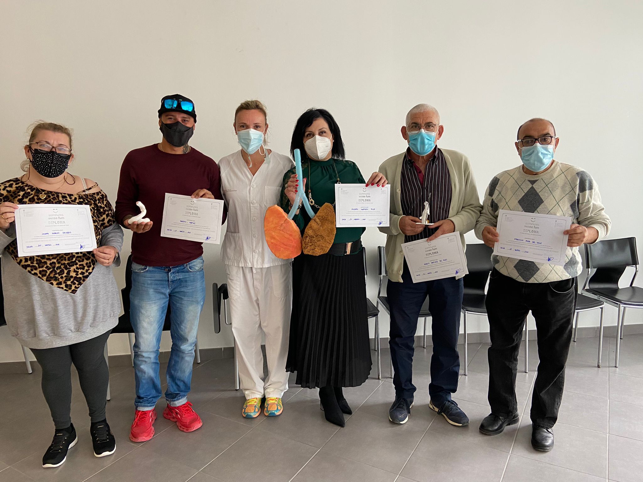 El 62, 5% de los participantes en el taller de deshabituación tabáquica del centro de salud Sant Josep han dejado de fumar El 62, 5% de los participantes en el taller de deshabituación tabáquica del centro de salud Sant Josep han dejado de fumar