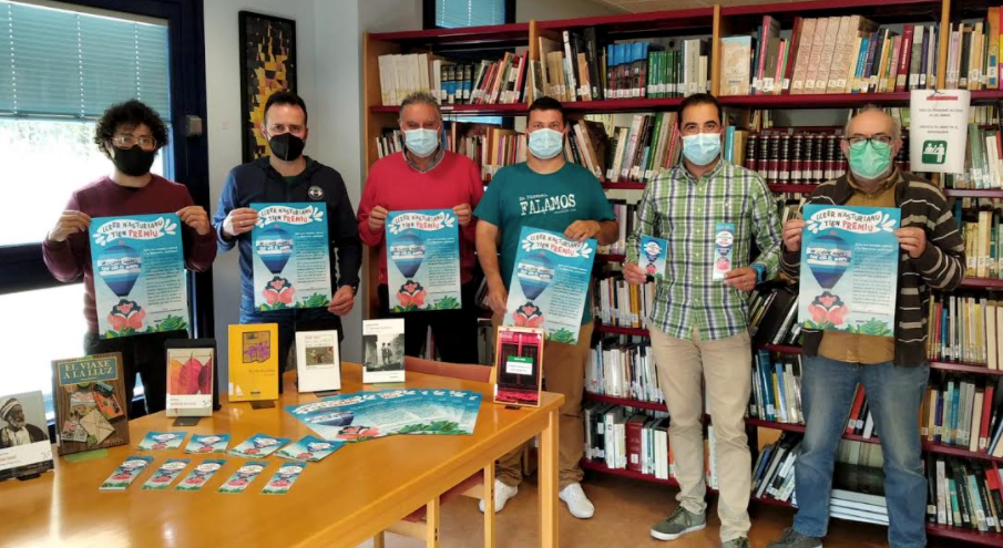 La Comarca de la Sidra presenta la campaña de animación a la lectura "Lleer n'asturianu tien premiu" La Comarca de la Sidra presenta la campaña de animación a la lectura "Lleer n'asturianu tien premiu"