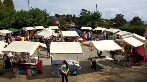 Cadavedo recupera el mercado quincenal dominical. Cadavedo recupera el mercado quincenal dominical.