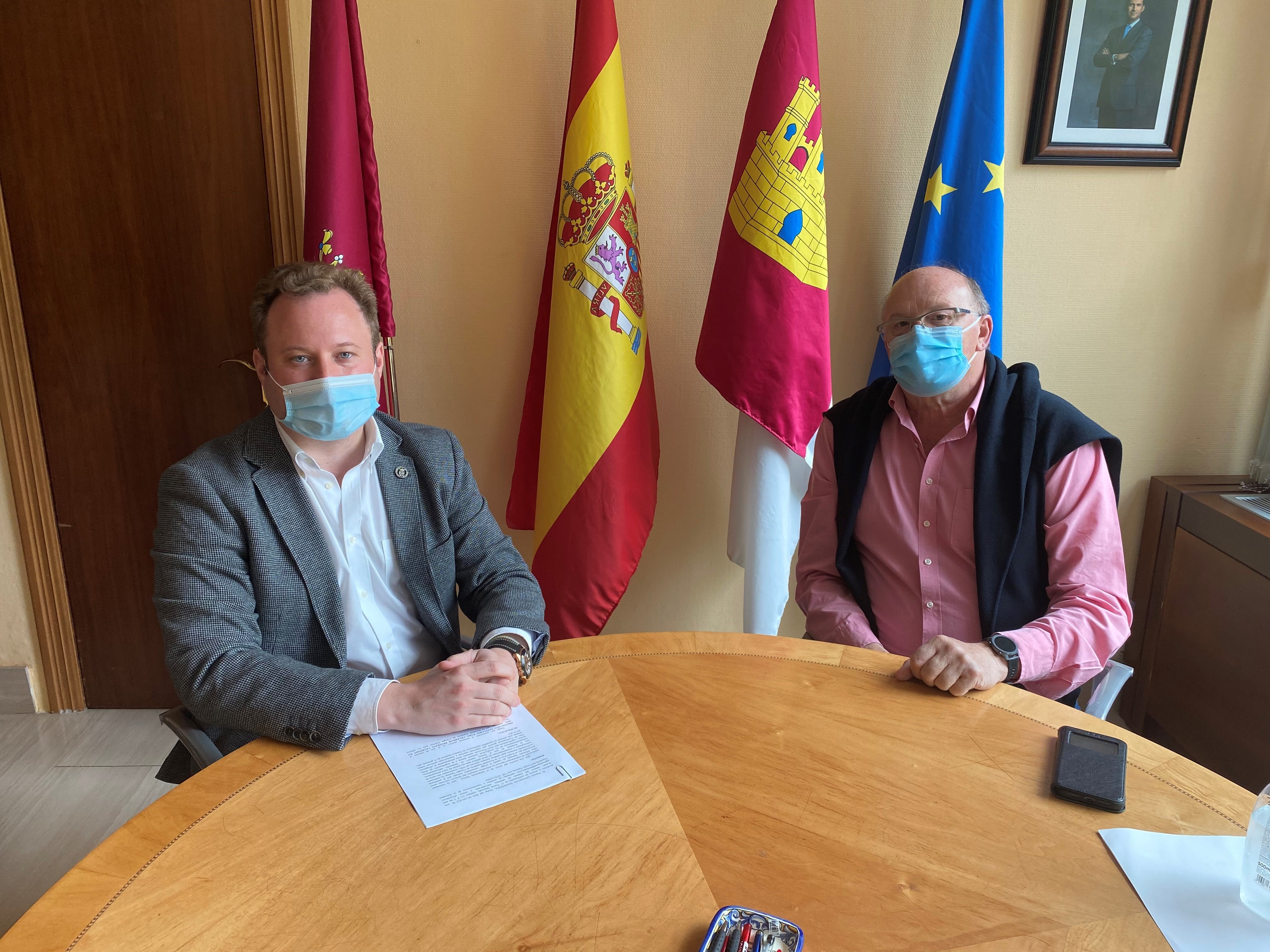 La Sociedad Española de Cirugía Taurina ha presentado al consistorio de la capital un protocolo COVID para espectáculos taurinos La Sociedad Española de Cirugía Taurina ha presentado al consistorio de la capital un protocolo COVID para espectáculos taurinos