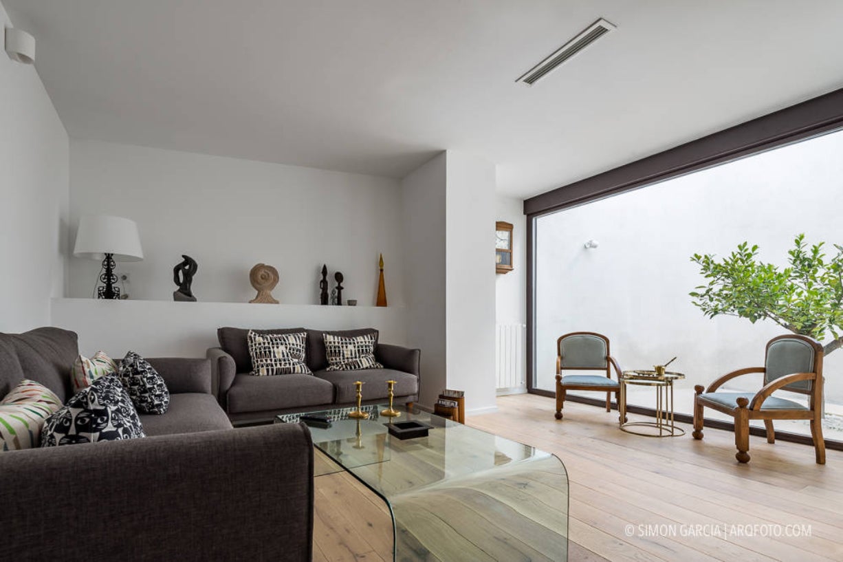 Referente en el aluminio apostando por jóvenes talentos Referente en el aluminio apostando por jóvenes talentos