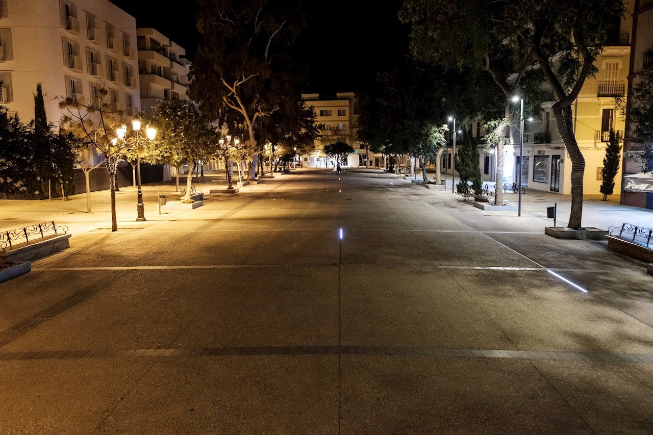 Baleares prorroga las limitaciones de reuniones sociales en horario nocturno para frenar la COVID-19 Baleares prorroga las limitaciones de reuniones sociales en horario nocturno para frenar la COVID-19