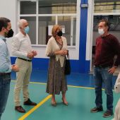 Instantes de la visita al polideportivo en Chiclana