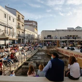 Hasta 8.000 personas han visitado la Feria del Libro en esta edición Hasta 8.000 personas han visitado la Feria del Libro en esta edición