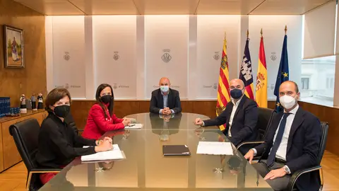 El enlace eléctrico Ibiza-Mallorca ha evitado hasta 15 incidencias al año en el sistema de generación El enlace eléctrico Ibiza-Mallorca ha evitado hasta 15 incidencias al año en el sistema de generación