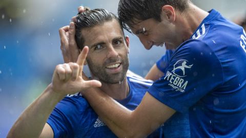 Rodri R&iacute;os festeja con Edgar Gonz&aacute;lez su gol ante el Sabadell.