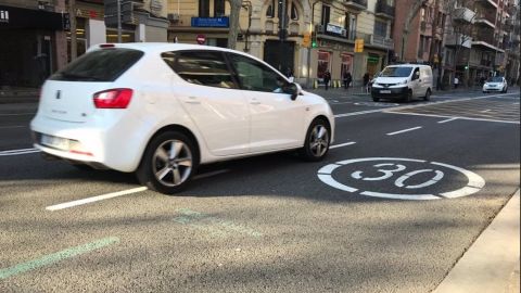 La limitación a 20 y 30 km/h en todas las vías urbanas entra en vigor mañana