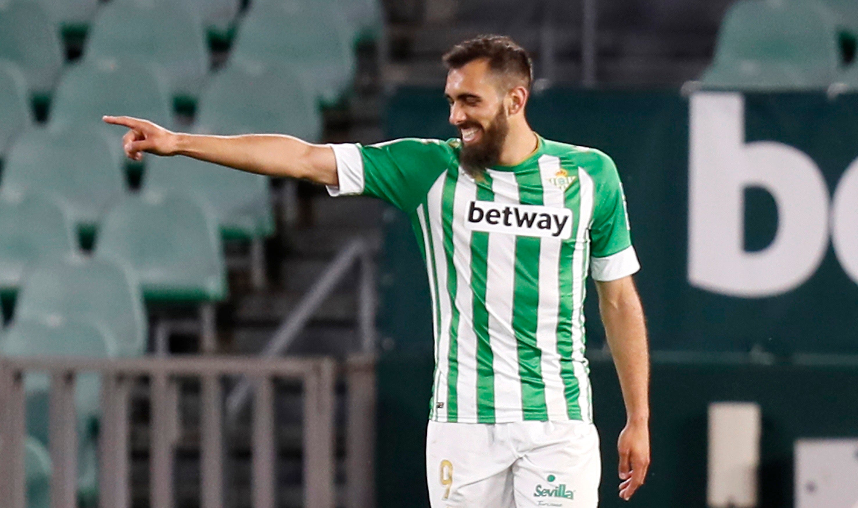 Borja Iglesias: "El objetivo cuando llegué al Betis era jugar competición europea y lo hemos conseguido" Borja Iglesias: "El objetivo cuando llegué al Betis era jugar competición europea y lo hemos conseguido"