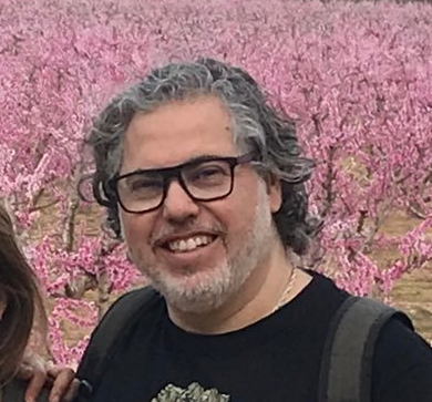 "El éxito educativo está vinculado a la clase social y la segregación escolar lo perpetúa" "El éxito educativo está vinculado a la clase social y la segregación escolar lo perpetúa"