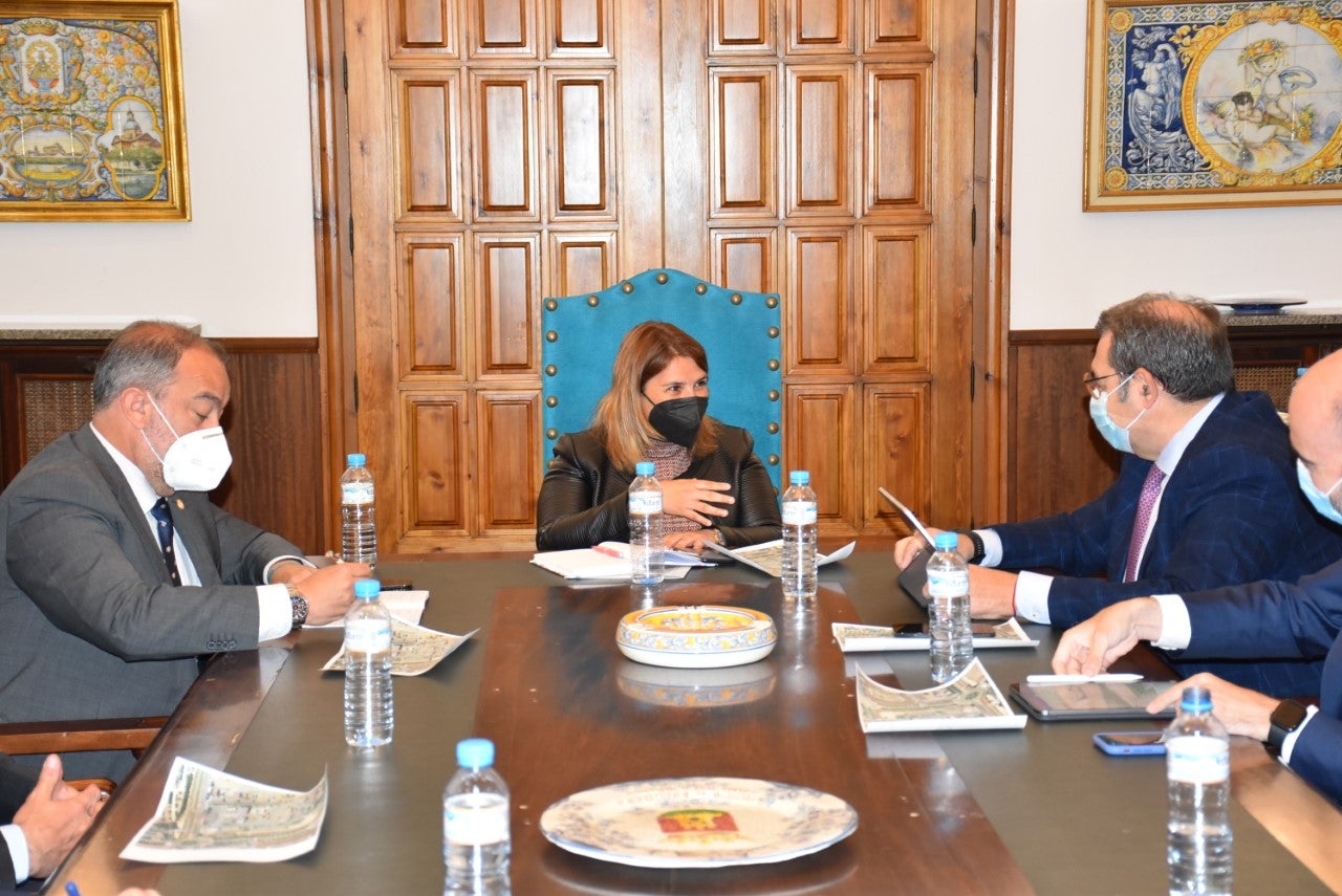 Estudiantes de Medicina y Farmacia se incorporarán este verano al Hospital Nuestra Señora del Prado Estudiantes de Medicina y Farmacia se incorporarán este verano al Hospital Nuestra Señora del Prado