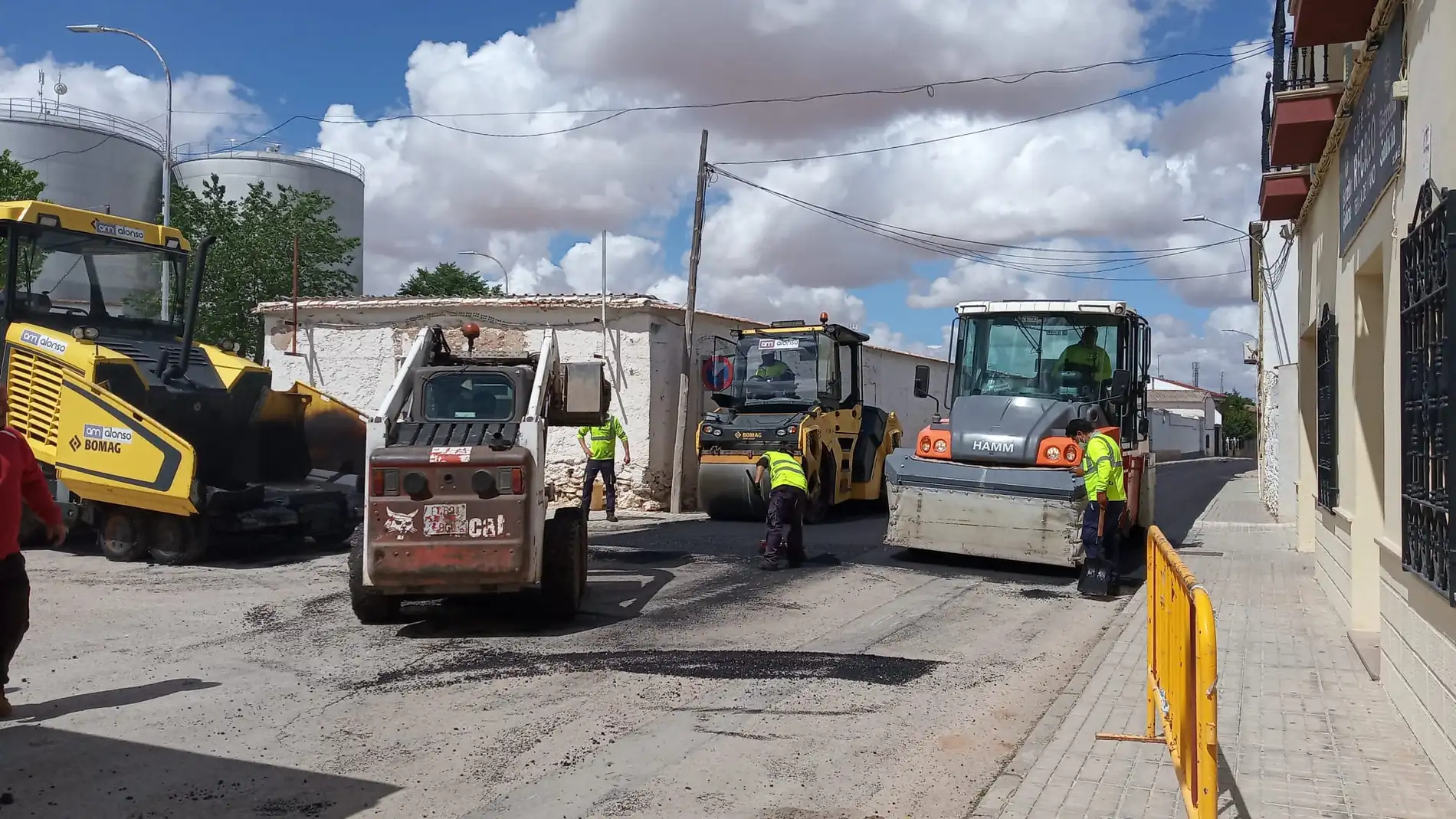 Comienzan los trabajos de asfaltado en distintas calles de Socuéllamos